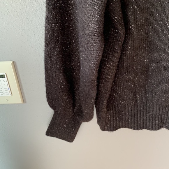 Time & Tru NWT Womens Puff Sleeve Crew Neck Sweater Black Gold Medium Mob Wife - Picture 7 of 15